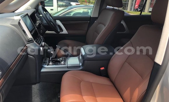 Buy Used Toyota Land Cruiser White Car in Bethanien in Karas Buy Used Toyota Land Cruiser White Car in Bethanien in Karas