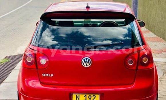 Acheter Occasion Voiture Volkswagen Golf Rouge à Windhoek, Namibie Acheter Occasion Voiture Volkswagen Golf Rouge à Windhoek, Namibie