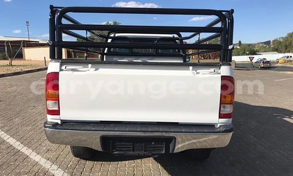 Acheter Occasion Voiture Toyota Hilux Blanc à Windhoek, Namibie Acheter Occasion Voiture Toyota Hilux Blanc à Windhoek, Namibie