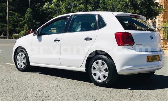 Acheter Occasion Voiture Volkswagen Polo Blanc à Windhoek, Namibie Acheter Occasion Voiture Volkswagen Polo Blanc à Windhoek, Namibie