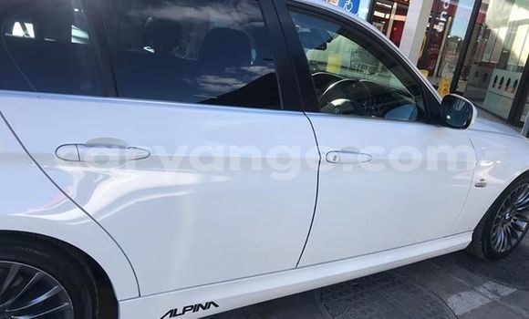 Acheter Occasion Voiture BMW 3–Series Blanc à Windhoek, Namibie Acheter Occasion Voiture BMW 3–Series Blanc à Windhoek, Namibie