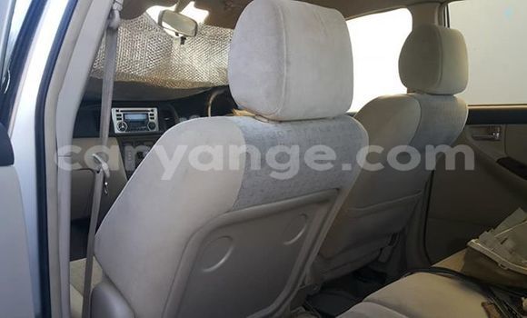 Acheter Occasion Voiture Toyota Runx Gris à Windhoek, Namibie Acheter Occasion Voiture Toyota Runx Gris à Windhoek, Namibie