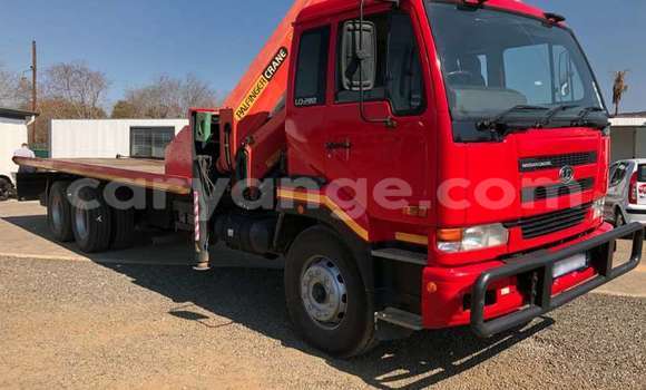 Buy Used Nissan UD Red Truck in Maltahohe in Hardap Buy Used Nissan UD Red Truck in Maltahohe in Hardap