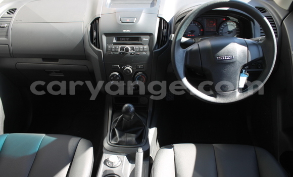 Buy Used Isuzu D–MAX White Car in Bethanien in Karas Buy Used Isuzu D–MAX White Car in Bethanien in Karas