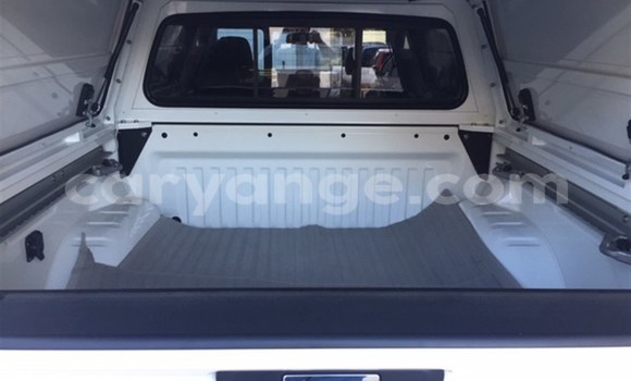 Buy Used Nissan Navara White Car in Bethanien in Karas Buy Used Nissan Navara White Car in Bethanien in Karas