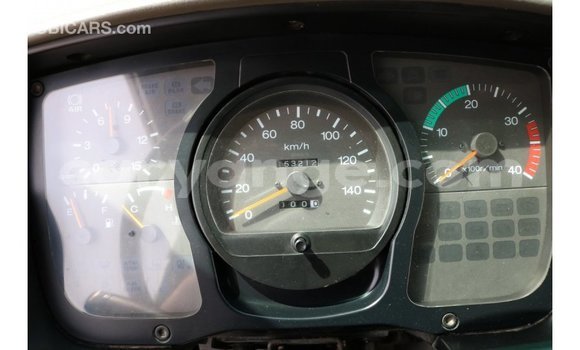 Buy Import Nissan Evalia White Truck in Import - Dubai in Namibia