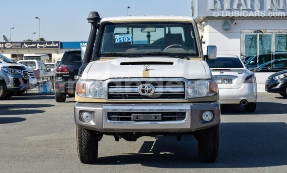 Buy Import Toyota Land Cruiser Beige Car in Import - Dubai in Namibia Buy Import Toyota Land Cruiser Beige Car in Import - Dubai in Namibia