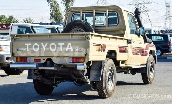 Buy Import Toyota Land Cruiser Beige Car in Import - Dubai in Namibia Buy Import Toyota Land Cruiser Beige Car in Import - Dubai in Namibia