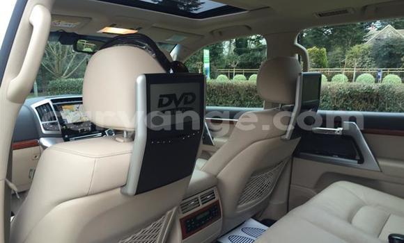 Buy Used Toyota Land Cruiser Prado White Car in Warmbad in Karas Buy Used Toyota Land Cruiser Prado White Car in Warmbad in Karas