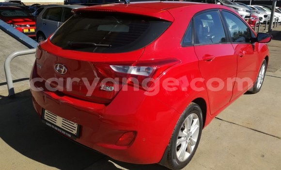 Acheter Occasion Voiture Hyundai I30 Rouge à Karasburg, Karas Acheter Occasion Voiture Hyundai I30 Rouge à Karasburg, Karas