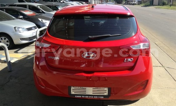 Acheter Occasion Voiture Hyundai I30 Rouge à Karasburg, Karas Acheter Occasion Voiture Hyundai I30 Rouge à Karasburg, Karas