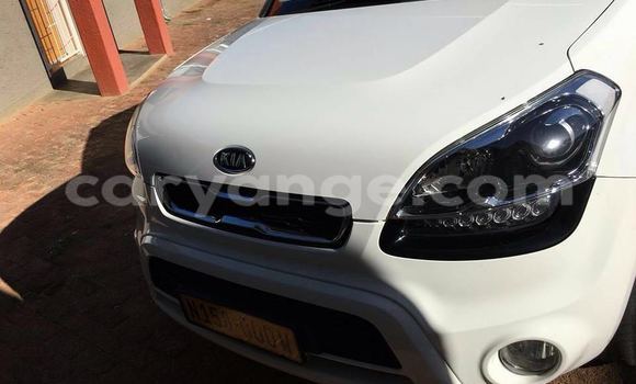 Buy Used Kia Sorento White Car in Windhoek in Namibia Buy Used Kia Sorento White Car in Windhoek in Namibia