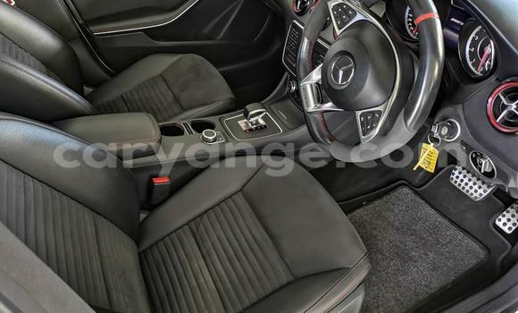 Acheter Occasion Voiture Mercedes-Benz CLA-klasse AMG Blanc à Swakopmund, Namibie Acheter Occasion Voiture Mercedes-Benz CLA-klasse AMG Blanc à Swakopmund, Namibie