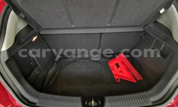 Acheter Occasion Voiture Kia Rio Rouge à Swakopmund, Namibie Acheter Occasion Voiture Kia Rio Rouge à Swakopmund, Namibie