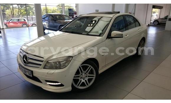 Buy Used Mercedes-Benz C–Class White Car in Swakopmund in Namibia Buy Used Mercedes-Benz C–Class White Car in Swakopmund in Namibia