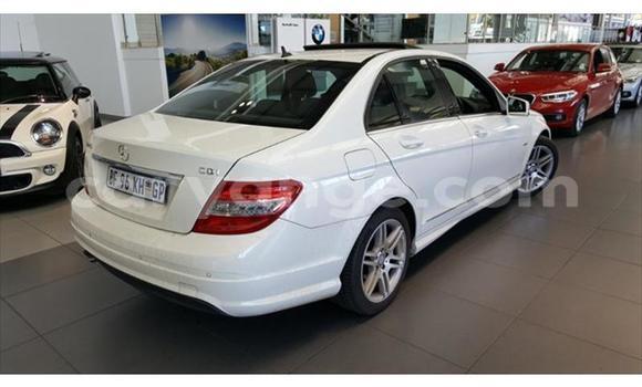 Buy Used Mercedes-Benz C–Class White Car in Swakopmund in Namibia Buy Used Mercedes-Benz C–Class White Car in Swakopmund in Namibia