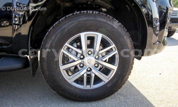 Acheter Import Voiture Toyota Land Cruiser Noir à Import - Dubai, Namibie Acheter Import Voiture Toyota Land Cruiser Noir à Import - Dubai, Namibie