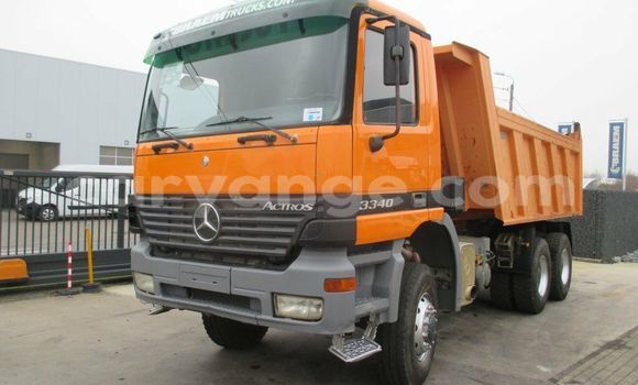 Buy Used Mercedes‒Benz Truck White Truck in Windhoek in Namibia Buy Used Mercedes‒Benz Truck White Truck in Windhoek in Namibia