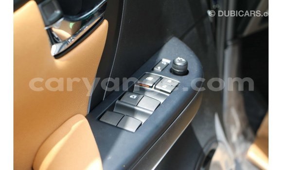 Acheter Import Voiture Toyota Fortuner Noir à Import - Dubai, Namibie Acheter Import Voiture Toyota Fortuner Noir à Import - Dubai, Namibie