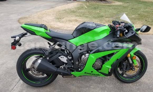 Buy used kawasaki ninja zx-10r green bike in windhoek in