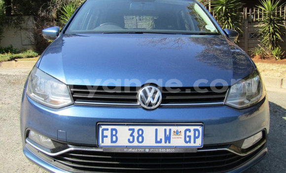 Acheter Occasion Voiture Volkswagen Polo Bleu à Windhoek, Namibie Acheter Occasion Voiture Volkswagen Polo Bleu à Windhoek, Namibie