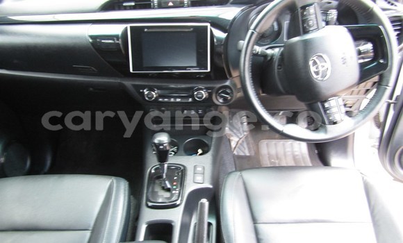 Buy Used Toyota Hilux White Car in Bethanien in Karas Buy Used Toyota Hilux White Car in Bethanien in Karas