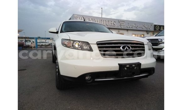 Acheter Import Voiture Infiniti FX Blanc à Import - Dubai, Namibie