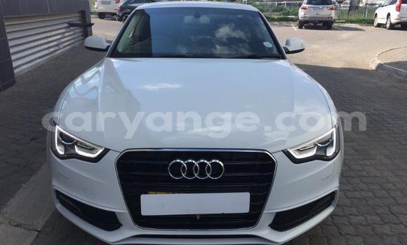 Acheter Occasion Voiture Audi A5 Blanc à Karasburg, Karas Acheter Occasion Voiture Audi A5 Blanc à Karasburg, Karas