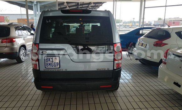 Buy Used Land Rover Discovery Blue Car in Windhoek in Namibia Buy Used Land Rover Discovery Blue Car in Windhoek in Namibia