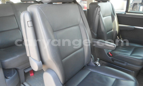 Acheter Occasion Voiture Volkswagen Caravelle Gris à Windhoek, Namibie Acheter Occasion Voiture Volkswagen Caravelle Gris à Windhoek, Namibie