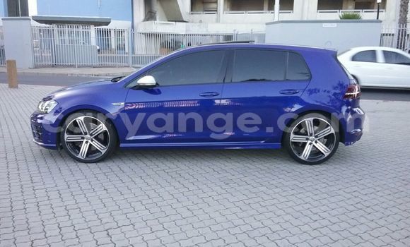 Medium with watermark 2014 volkswagen golf 4