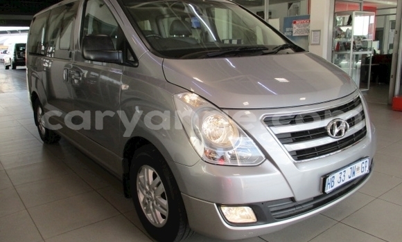 Buy Used Hyundai H1 Silver Car in Windhoek in Namibia Buy Used Hyundai H1 Silver Car in Windhoek in Namibia
