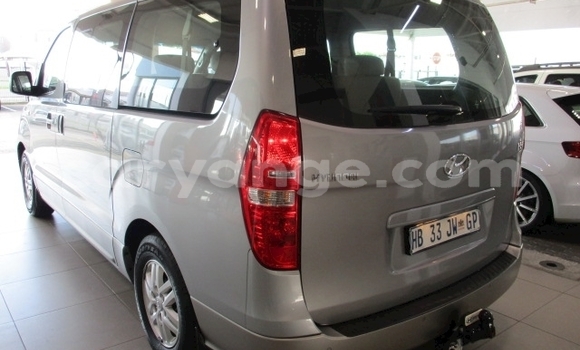 Buy Used Hyundai H1 Silver Car in Windhoek in Namibia Buy Used Hyundai H1 Silver Car in Windhoek in Namibia