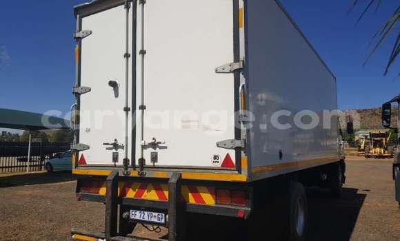 Buy Used Nissan UD White Truck in Windhoek in Namibia Buy Used Nissan UD White Truck in Windhoek in Namibia