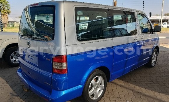Buy Used Volkswagen Caravelle Silver Car in Windhoek in Namibia Buy Used Volkswagen Caravelle Silver Car in Windhoek in Namibia