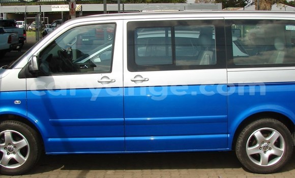 Buy Used Volkswagen Caravelle Silver Car in Windhoek in Namibia Buy Used Volkswagen Caravelle Silver Car in Windhoek in Namibia