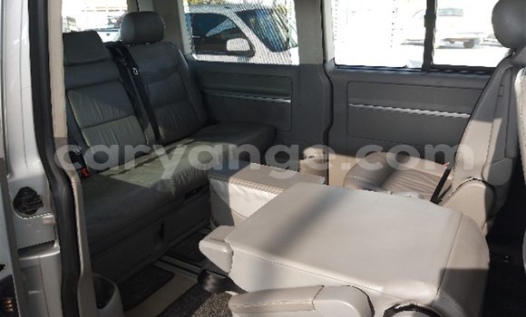 Buy Used Volkswagen Caravelle Silver Car in Windhoek in Namibia Buy Used Volkswagen Caravelle Silver Car in Windhoek in Namibia