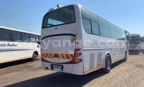 Buy Used Volvo F4 White Truck in Windhoek in Namibia Buy Used Volvo F4 White Truck in Windhoek in Namibia