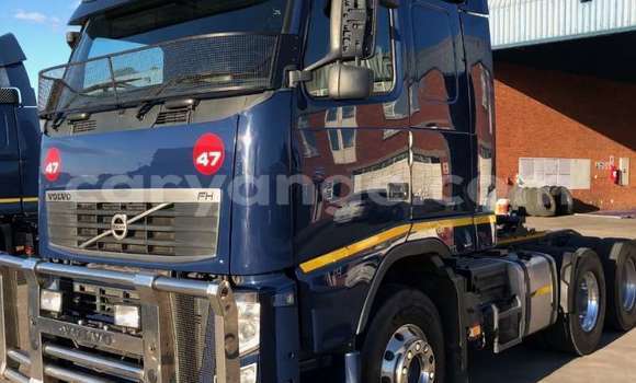 Buy Used Volvo 440 Blue Car in Windhoek in Namibia Buy Used Volvo 440 Blue Car in Windhoek in Namibia