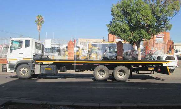Acheter Occasion Utilitaire Mitsubishi L400 Blanc à Windhoek, Namibie Acheter Occasion Utilitaire Mitsubishi L400 Blanc à Windhoek, Namibie