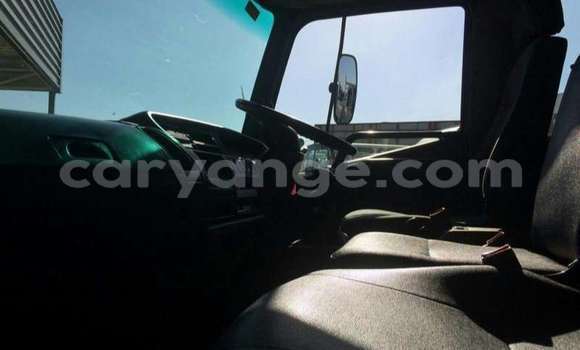 Acheter Occasion Utilitaire Mitsubishi L400 Blanc à Windhoek, Namibie Acheter Occasion Utilitaire Mitsubishi L400 Blanc à Windhoek, Namibie