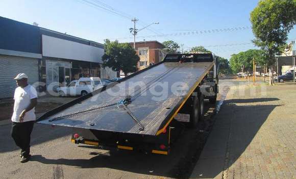 Acheter Occasion Utilitaire Mitsubishi L400 Blanc à Windhoek, Namibie Acheter Occasion Utilitaire Mitsubishi L400 Blanc à Windhoek, Namibie