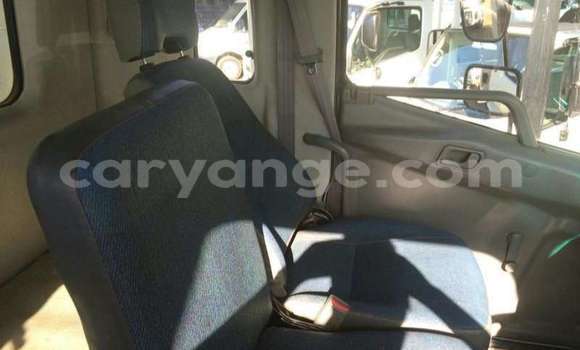 Acheter Occasion Utilitaire Mitsubishi L400 Blanc à Windhoek, Namibie Acheter Occasion Utilitaire Mitsubishi L400 Blanc à Windhoek, Namibie