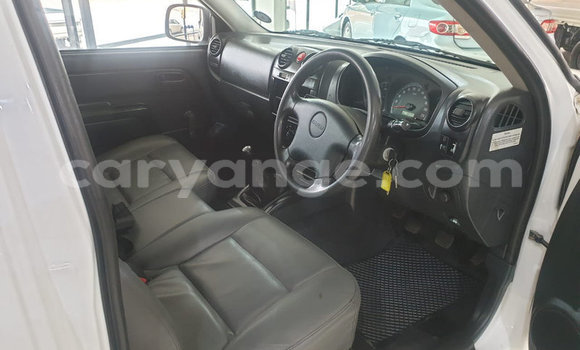 Buy Used Isuzu KB White Car in Windhoek in Namibia Buy Used Isuzu KB White Car in Windhoek in Namibia