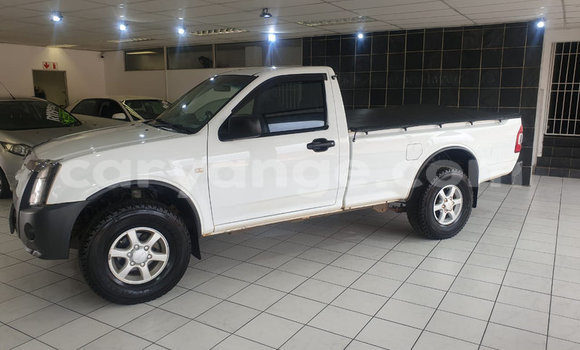 Buy Used Isuzu KB White Car in Windhoek in Namibia Buy Used Isuzu KB White Car in Windhoek in Namibia
