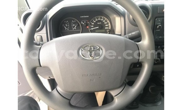 Buy Import Toyota Land Cruiser White Car in Import - Dubai in Namibia Buy Import Toyota Land Cruiser White Car in Import - Dubai in Namibia
