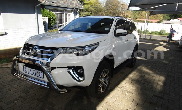 Buy Used Toyota Fortuner White Car in Bethanien in Karas Buy Used Toyota Fortuner White Car in Bethanien in Karas