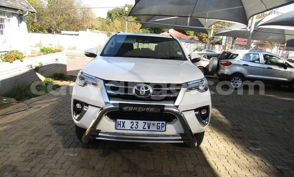 Buy Used Toyota Fortuner White Car in Bethanien in Karas Buy Used Toyota Fortuner White Car in Bethanien in Karas