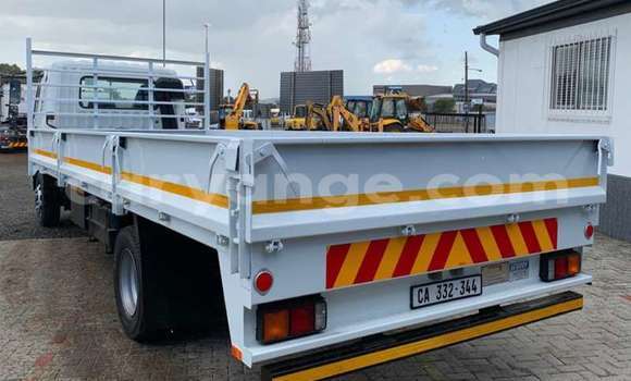 Buy Used Mitsubishi Spacestar White Car in Windhoek in Namibia Buy Used Mitsubishi Spacestar White Car in Windhoek in Namibia