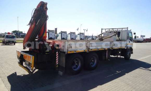 Buy Used Isuzu 117 White Car in Windhoek in Namibia Buy Used Isuzu 117 White Car in Windhoek in Namibia